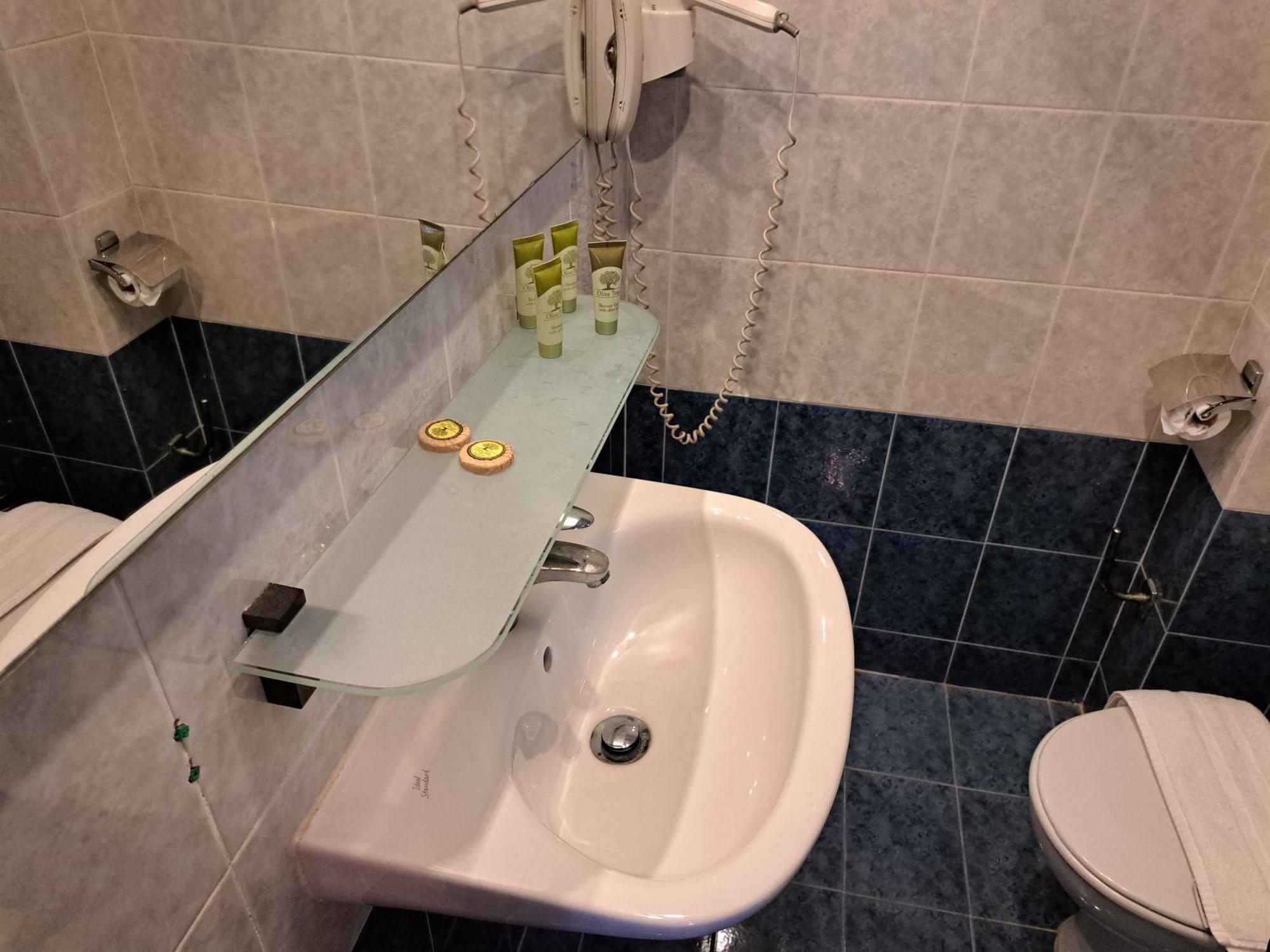 Nefeli Hotel Alimos Bagian luar foto