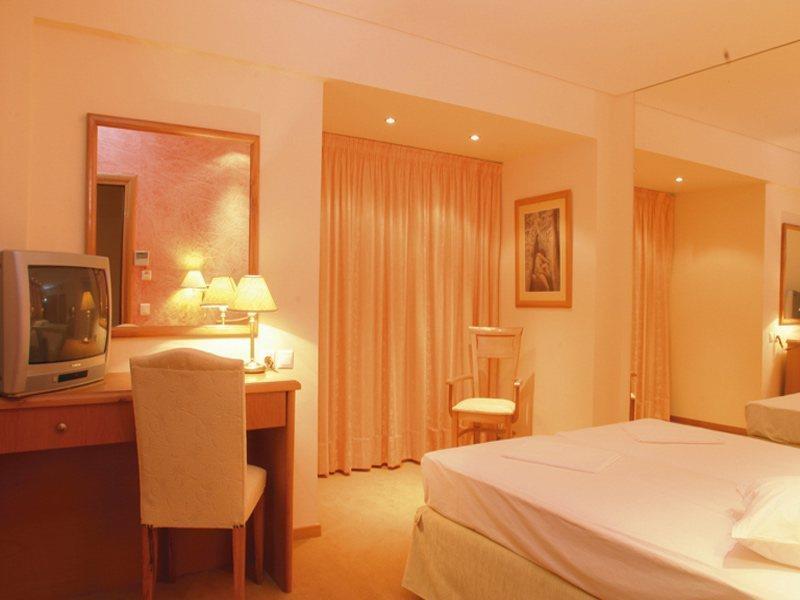 Nefeli Hotel Alimos Bagian luar foto
